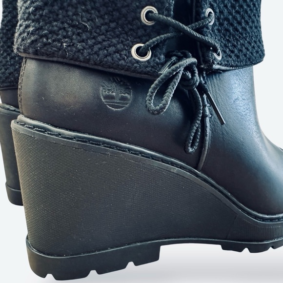 NWOT Timberland Kellis Black Leather Chelsea Wedge Ankle Boots - Picture 2 of 9